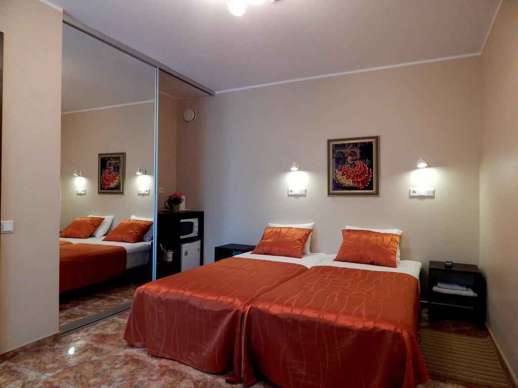 Green Villa Пярну Екстериор снимка